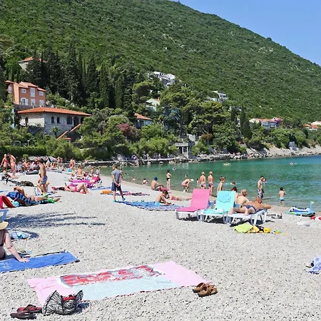 別荘 Secluded House With A Parking Space Trpanj, Peljesac - 13066 *